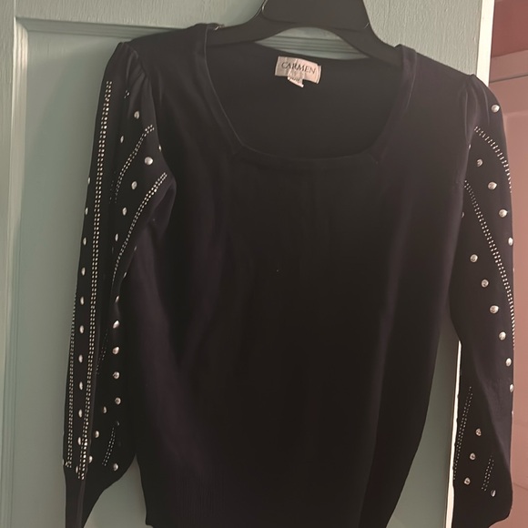Long sleeve top with beaded sleeves - Picture 1 of 5